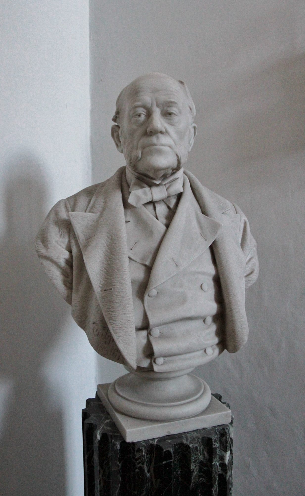 Karl%20von%20Rokitansky%27s%20bust%2C%20Josephinum%2C%20Vienna%20-%2002.jpg